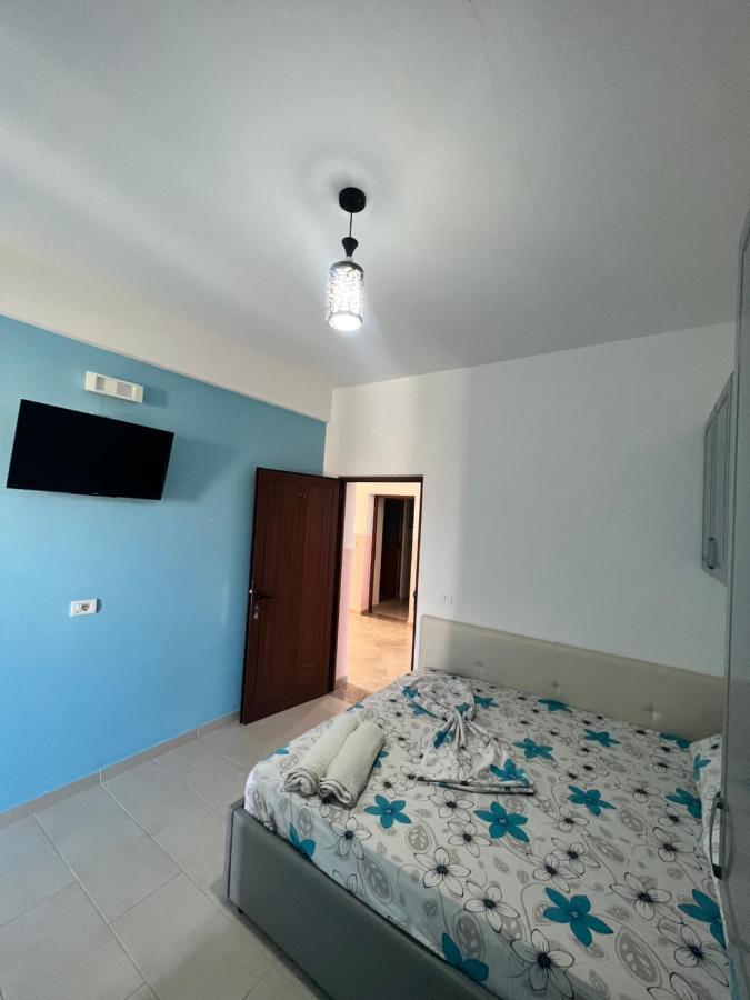 Kamberi Hotel & Apartments 2 Velipoje Bagian luar foto